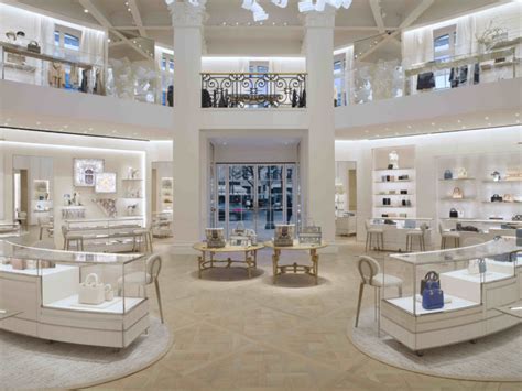 Dior Boutiques near you: haute couture, fragrances, leather goods.